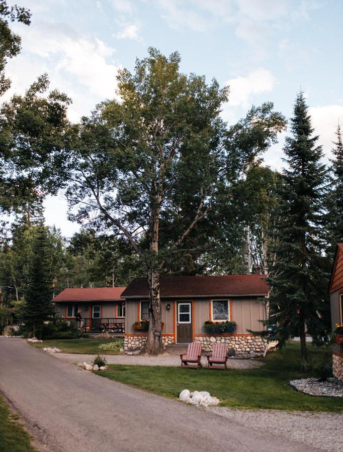 Patricia Lake Bungalows Jasper Exteriér fotografie